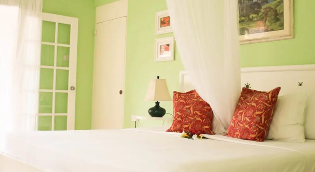 Sugarapple Inn
