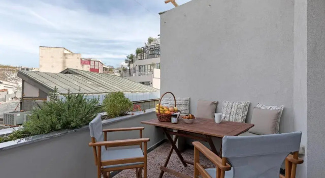 Апартаменты с балконом Athenian Lofts
