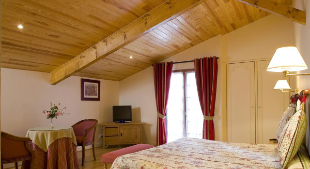Hôtel Argi Eder, Rezervați Hotel Ainhoa French Basque Country