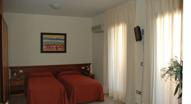Hotel Residence Alpa, Book Hotel Reggio di Calabria Calabria
