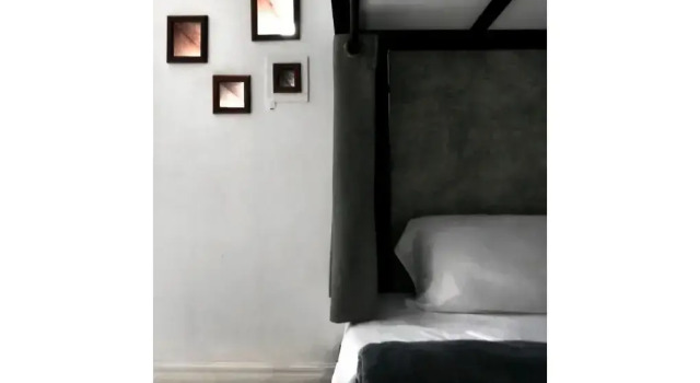 Hive Hostel - Adults Only