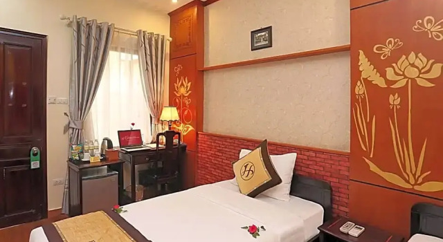 Трёхместный номер Superior Hanoi Golden Charm Hotel