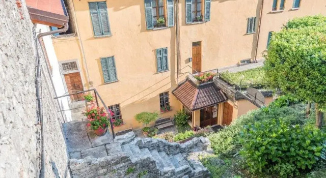 Crotto del Misto, Prenota Hotel Lezzeno Como