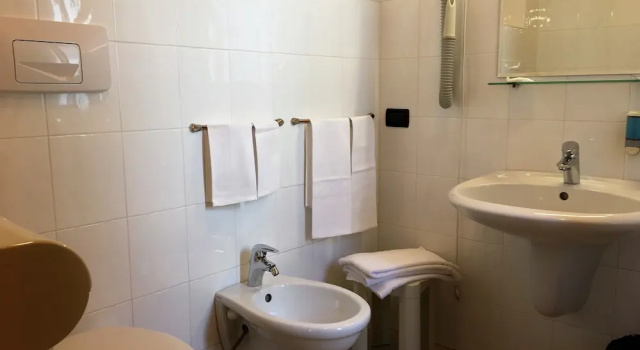 Четырёхместный номер Standard Hotel Euro