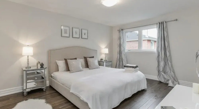 QuickStay - Stunning 4bdrm House in Vaughan, Varaa Hotelli Vaughan 
