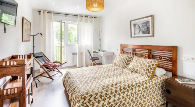 4 estaciones - Tu hogar en el corazón de Oviedo, Забронировать Отель Овьедо Астурия, рядом с Статуя Вуди Аллена