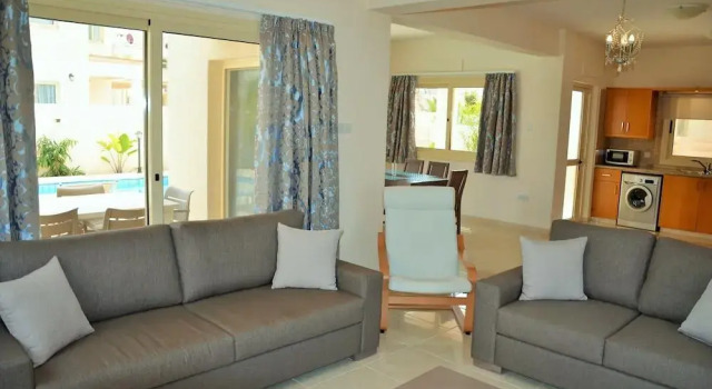 Anthorina Villa 4, Book Villa Hotels in Protaras with Parking, near Neolithic Settlement, Parking
