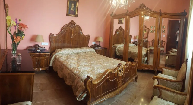 Piso junto a Jardines de la Victoria y Renfe