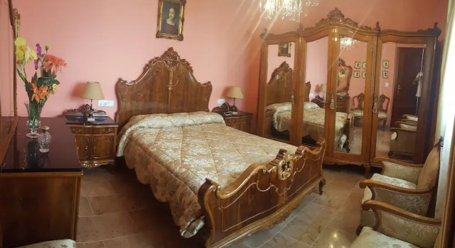 Апартаменты Piso junto a Jardines de la Victoria y Renfe