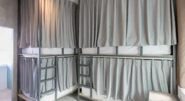 Letto in camerata Neverwinter House
