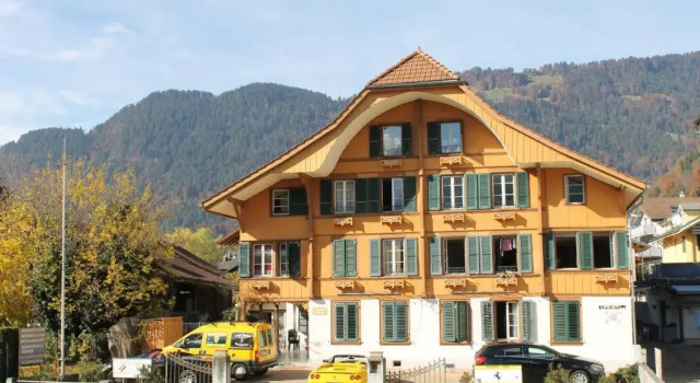 Кровать в общем номере Residence Jungfrau