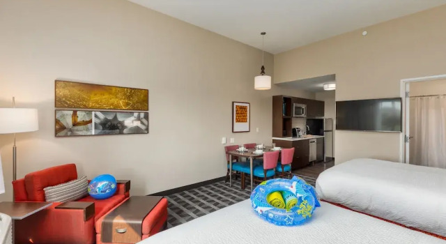 TownePlace Suites by Marriott Owensboro, Rezerwuj Hotel Hotele w Kentucky z parkingiem, Parking