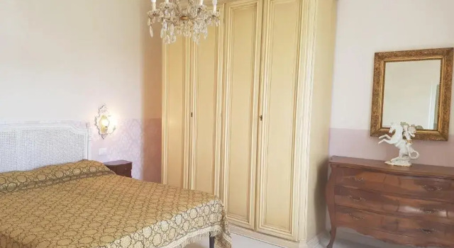 Апартаменты Superior Historical Apartments By Seaside