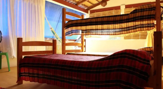 Кровать в общем номере La Serena Hostel