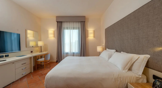 Полулюкс Acaya Golf Resort & Spa