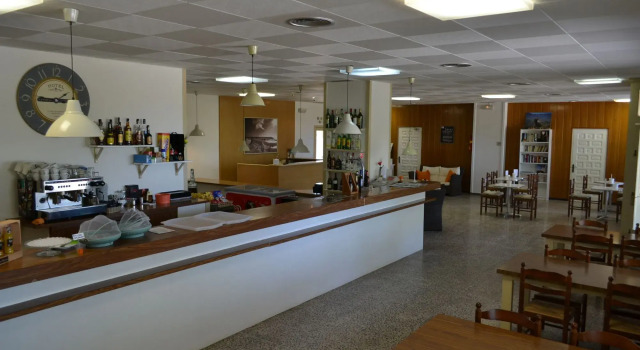 Hostal L´Esplai, Book Hostel / Vandrerhjem Hostels i Alt Empordà, Hostel / Vandrerhjem