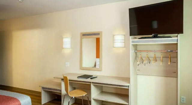 Четырёхместный номер Standard Motel 6-Anchorage, AK - Midtown