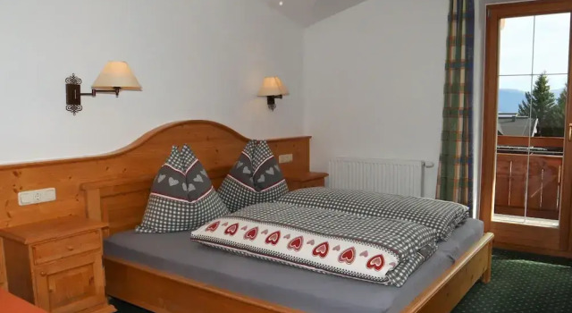 Apartment in Hochkrimml Near Ski Slopes, Забронировать Апартаменты/квартира Кримль 