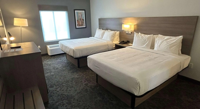 Manchester Inn & Suites, Buchen Sie Hotel Hotels in New England mit Parkplatz, Parkplätze