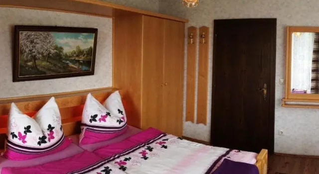Gästehaus am Walde J. Troller, Rezerwuj Hotel Hotele w Karyntia z parkingiem, Parking