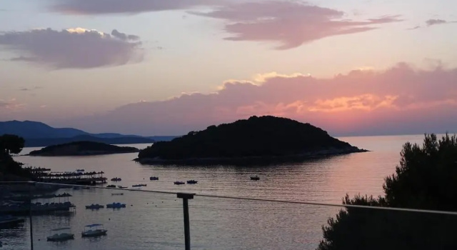 Люкс Superior King Hotel Ksamil