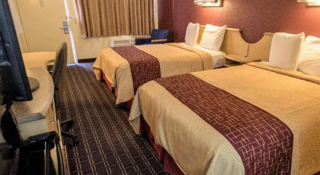 Номер Standard Red Roof Inn Lafayette, LA