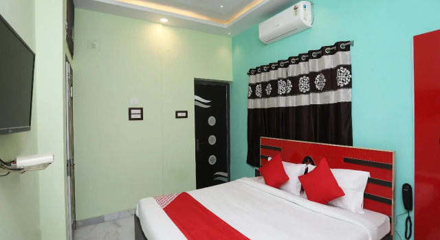 OYO 41335 HR Inn, Prenota Hotel Salt Lake City West Bengal
