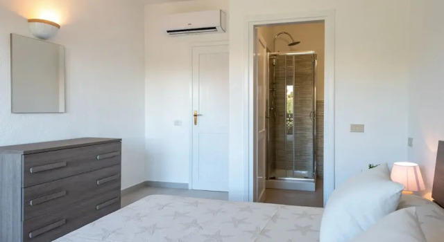 Cozy  Bougainville, Book Hotel Golfo Aranci Emerald Coast