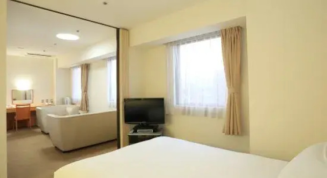Двухместный люкс с видом на горы Smile HOTEL Hirosaki
