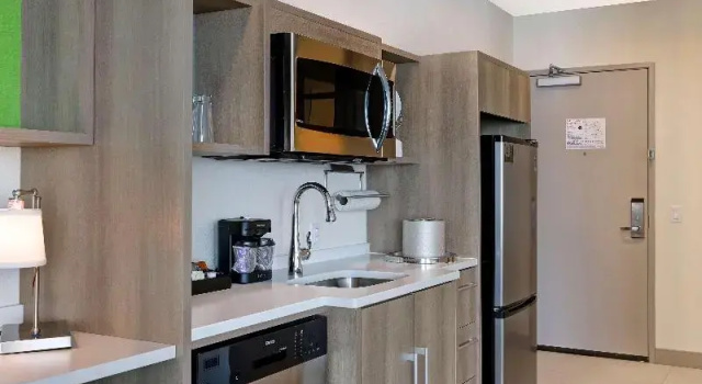 Четырёхместный номер Standard Home2 Suites By Hilton Turlock, Ca