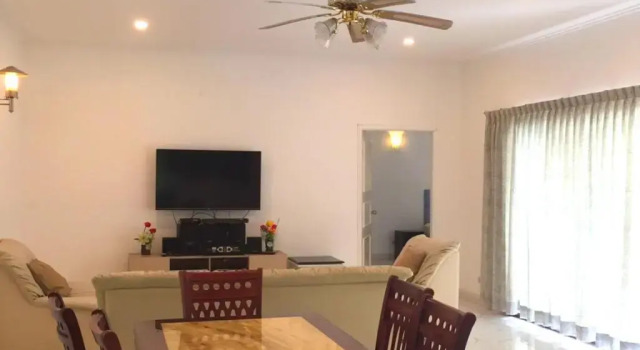 Baan Golden Suite