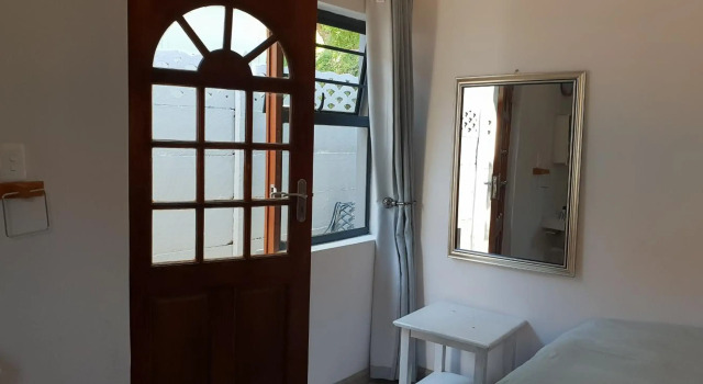 Emmaus Single Room