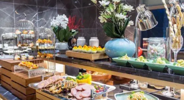 Home Inn Business Hotel (Dalian Zhongshan Square Qingniwabiao Branch), Rezerwuj Hotel Zhongshan 