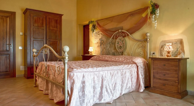 Agriturismo Podere Diacceroni, Book Hotel Hotels in Peccioli with a Pool, Swimming Pool
