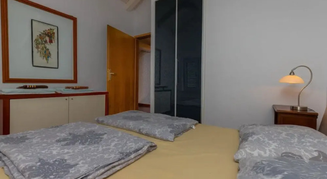 Apartment Maro, Book Lejlighed Hoteller i Dramalj med parkering, Parkering