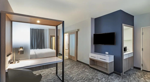 Люкс с красивым видом из окна SpringHill Suites by Marriott Austin West/Lakeway