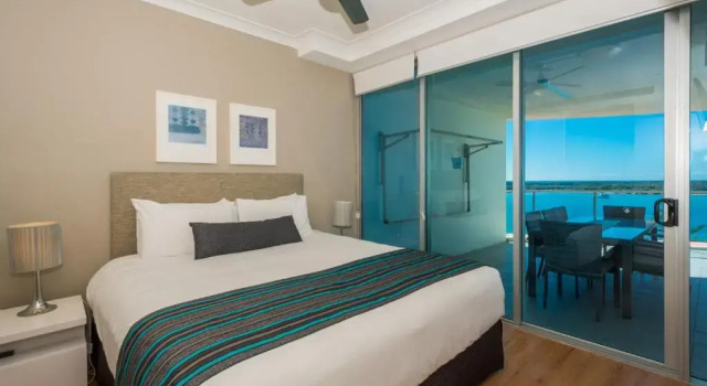 Апартаменты c 1 комнатой с видом на воду Silvershore Apartments on the Broadwater
