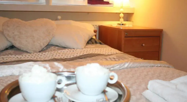 Apartament z baldachimem i pięknym widokiem Olsztyna, Забронировать Апартаменты/квартира Отели Мазурия с парковкой, Парковка