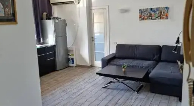 2.5 rooms in the heart of tel aviv, Забронировать Отель Тель-Авив Тель-Авивский округ, рядом с Рынок Кармель