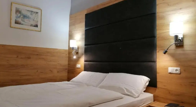 Студия с видом на внутренний двор GOLDEN STAR - Premium Apartments