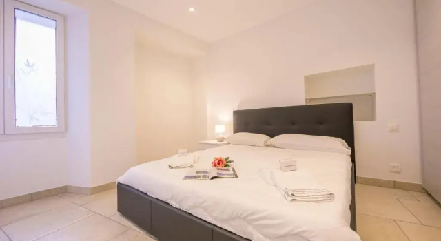 Апартаменты Borgo King Apartment