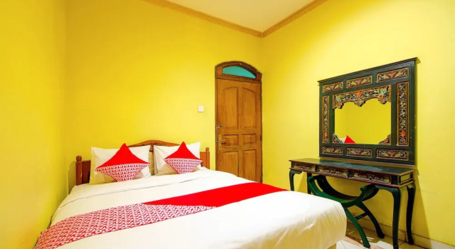 Номер Standard OYO 1770 Hotel Mawar Saron 2