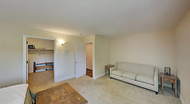 255squir 4 Bedroom Home