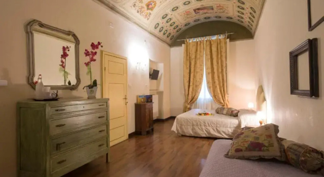 Трёхместный номер B&B Pantaneto - Palazzo Bulgarini
