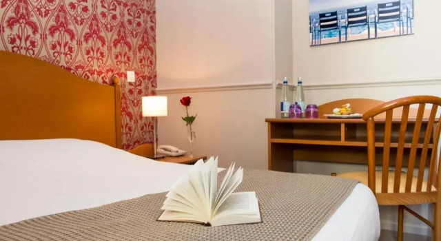 Номер Economy Hôtel Le Royal Promenade des Anglais