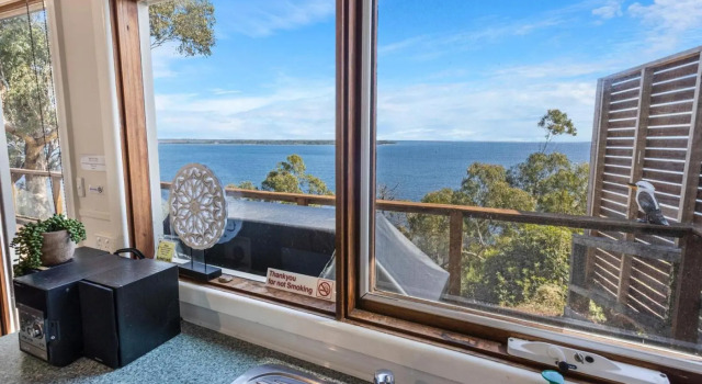 Lakescapes Cottage - 180 Degree Panoramic Views, Prenota Casa vacanze Ville a Victoria, Villa
