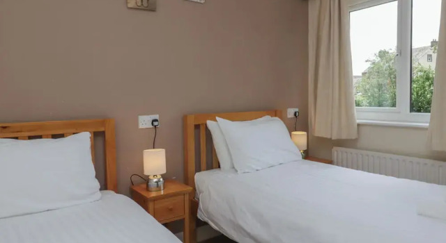 Jubilee Two Bedroom House Pet Free Baby Friendly, Varaa Lomakoti Mökit kohteessa Merseyside, Mökki