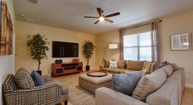 Rolling Fairway Home #1423 5 Bedrooms 4.5 Bathrooms Home, Book Villa Hoteller i Four Corners med pool, Swimmingpool