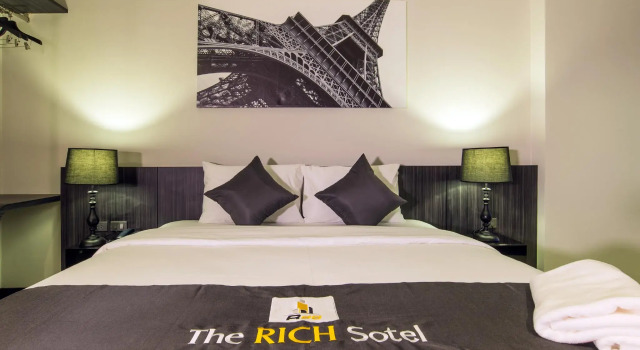 The Rich Sotel