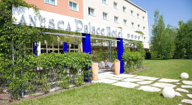 Anusca Palace Hotel, Забронировать Отель Кастель-Сан-Пьетро-Терме провинция Болонья